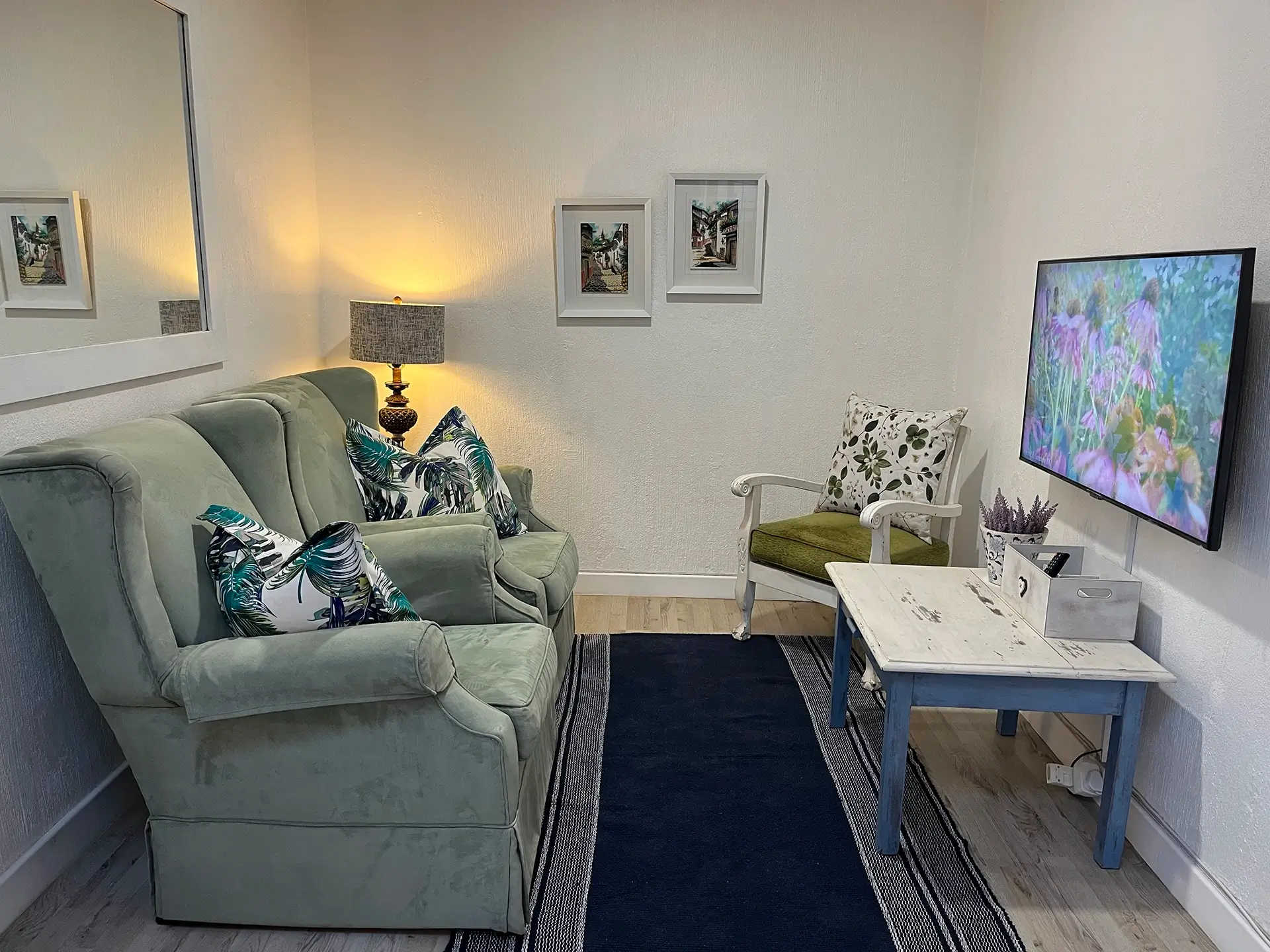 The comfortable private lounge